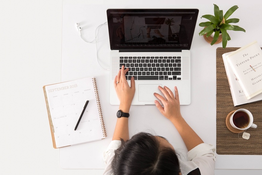How to Maximize Virtual Assistant Service Benefits